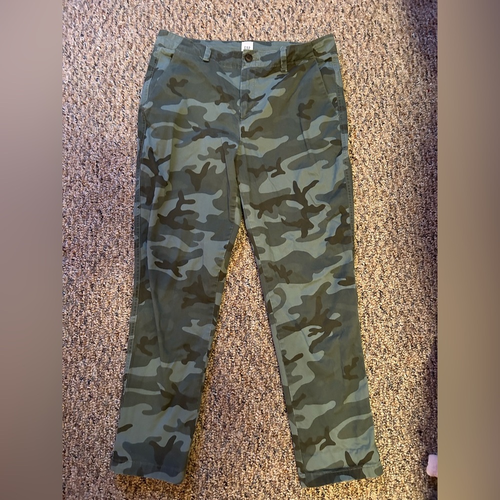 Gap Girlfriend Chino Camo Pants